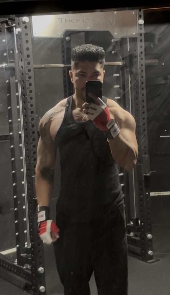 610422726: Chico busca chica en Pontevedra