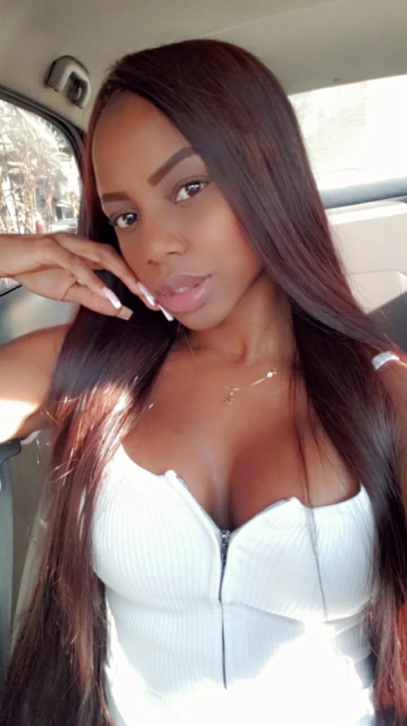 Chica busca chico en Tenerife: 