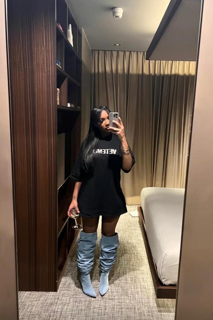 Chica busca chico en Almería: 