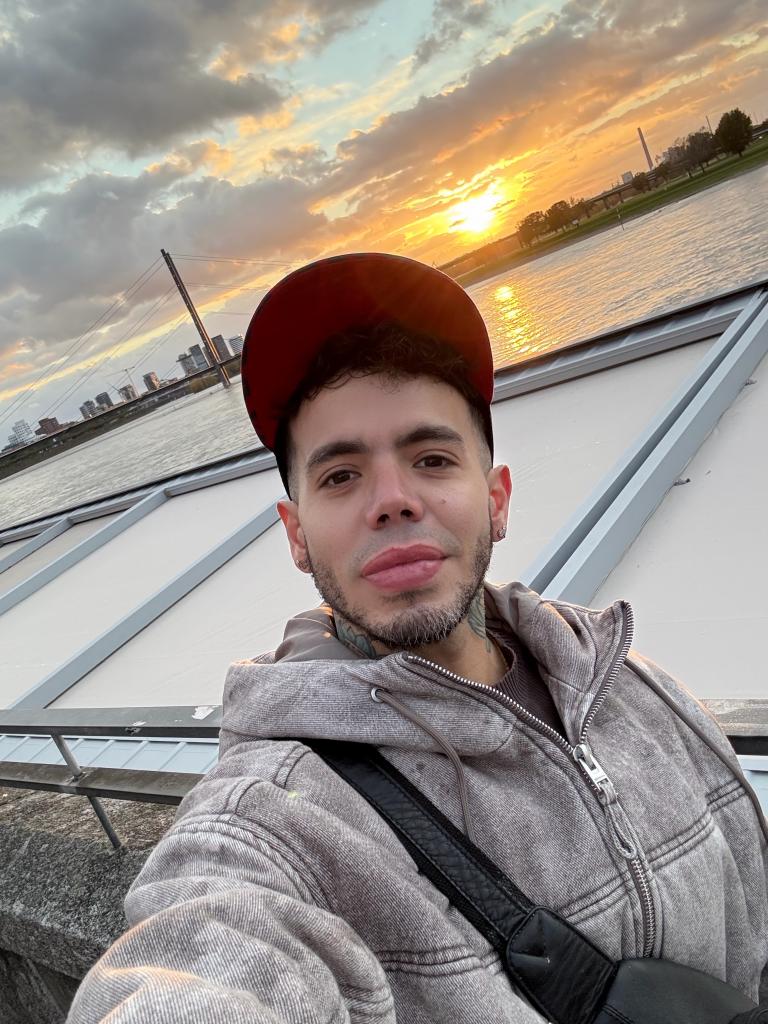 Chico busca chica en Burgos: 