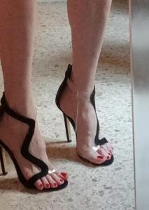 643441180: Chica busca chico en Sevilla