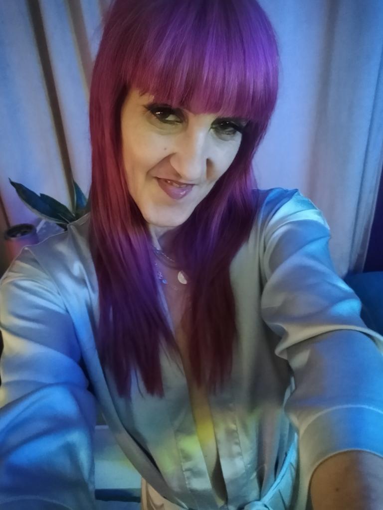 Chica busca chico en Asturias: 