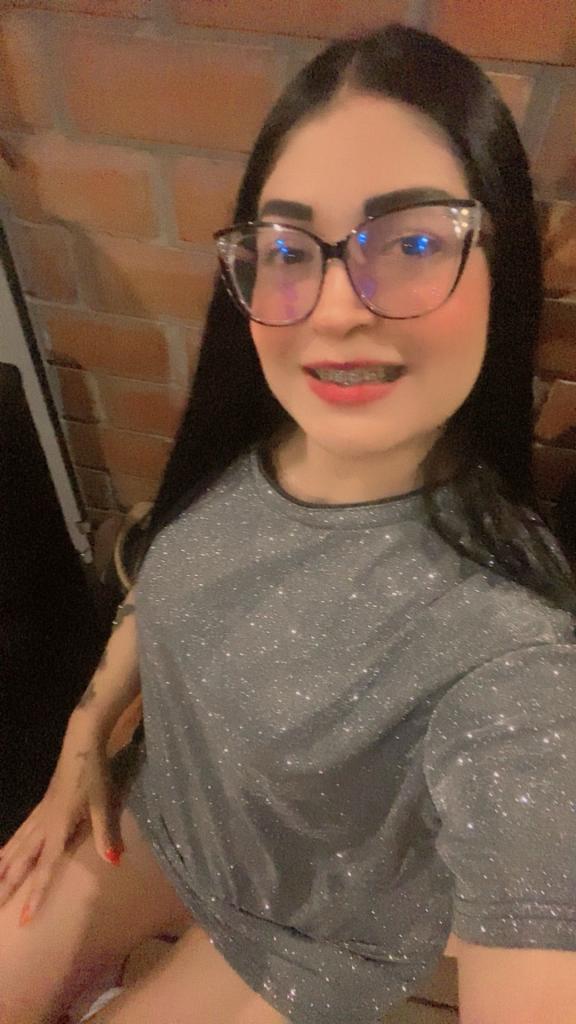 641745142: Chica busca chico en Navarra