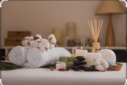 614606891: Chica busca chico en Castellón