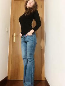 642597564: Chica busca chico en León