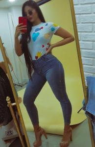 613775449: Chica busca chico en Badajoz