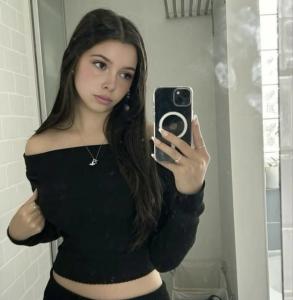 631867439: Chica busca chico en Tenerife