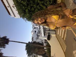 662483286: Chica busca chico en Málaga