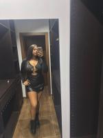 670860324: Chica busca chico en Madrid