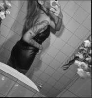 677334572: Chica busca chico en Madrid