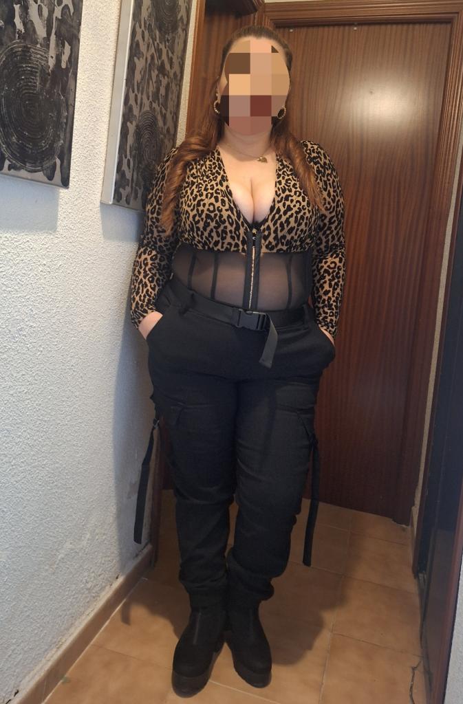 Chica busca chico en Granada: 