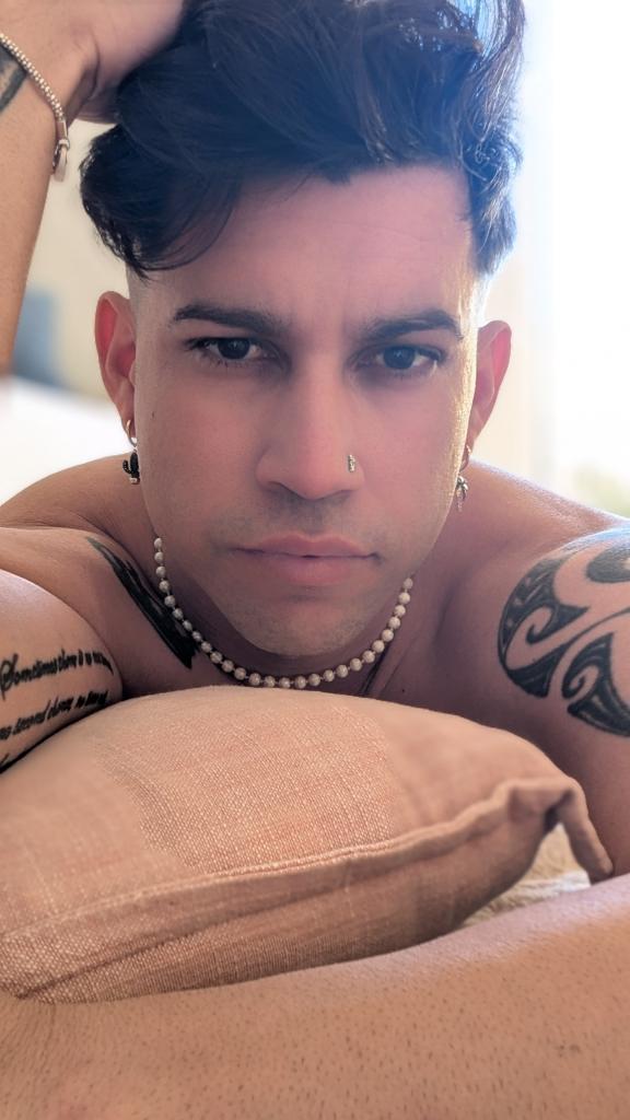 Chico busca chica en Mallorca: 