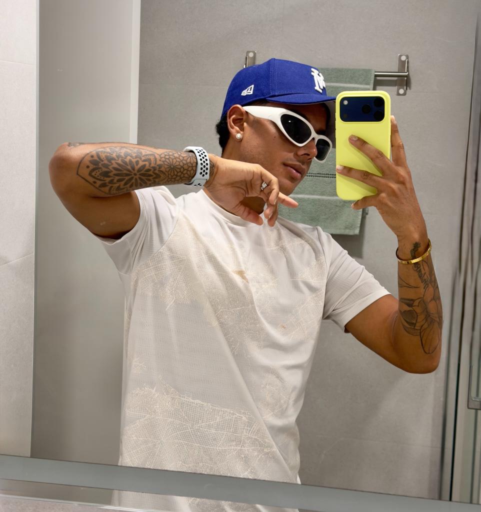 Chico busca chica en Cádiz: 