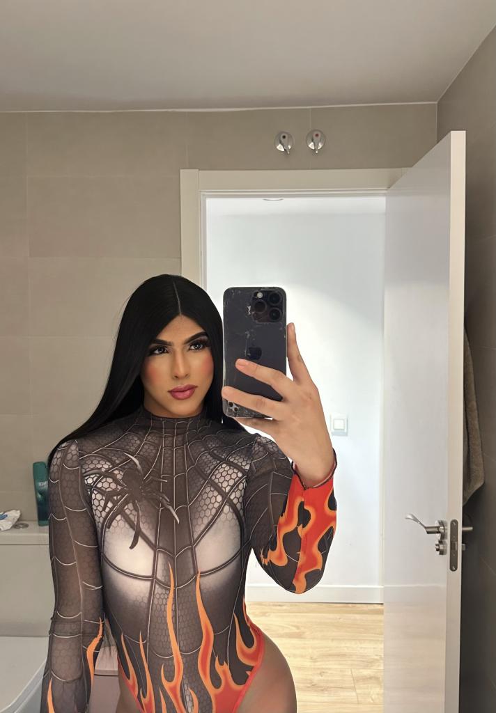 670585602: Transexual en Madrid