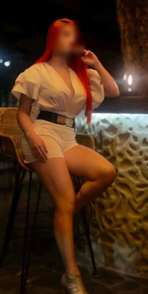 Chica busca chico en Sevilla: 