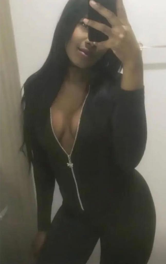 614967984: Chica busca chico en Córdoba