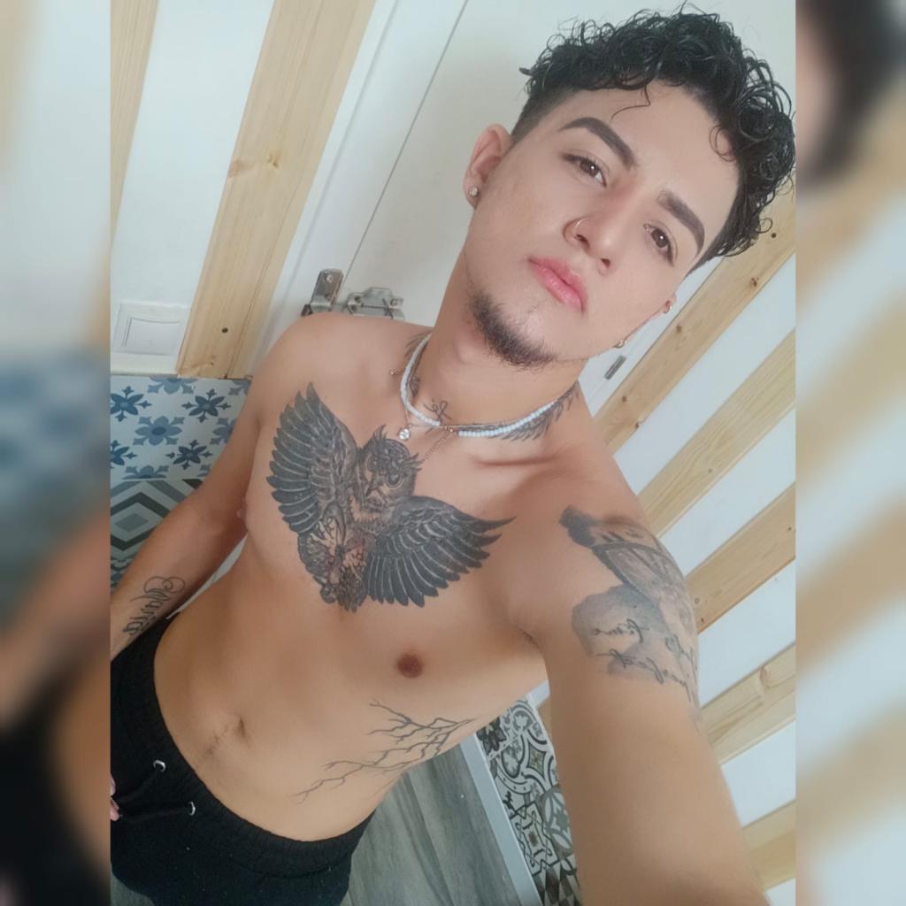 678532891: Chico busca chica en Granada