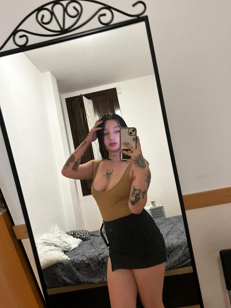 603841323: Chica busca chico en Madrid