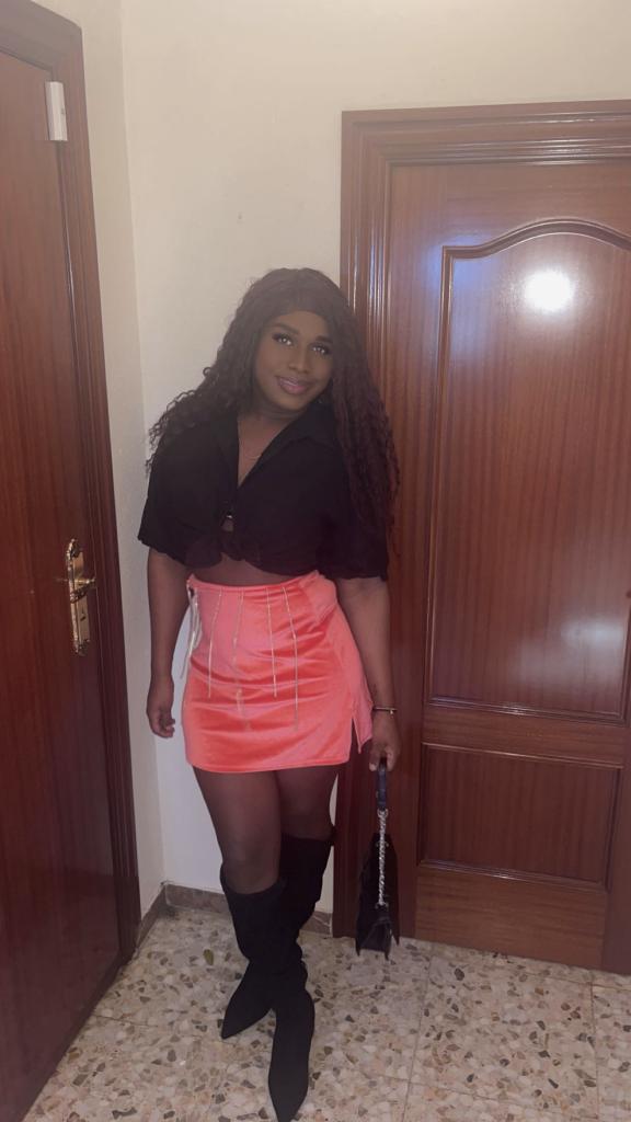 672234729: Transexual en Zaragoza