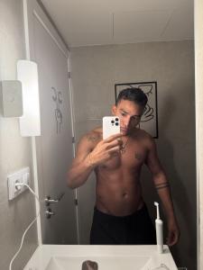 656415619: Chico busca chica en Madrid