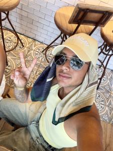 643695984: Chico busca chica en Sevilla