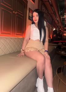 624856411: Chica busca chico en Ibiza