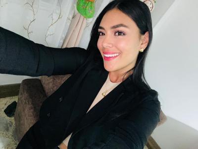 634394983: Chica busca chico en Pontevedra