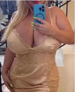 631914650: Chica busca chico en Barcelona