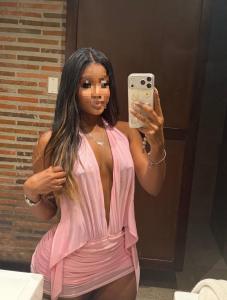 613274619: Chica busca chico en Tenerife