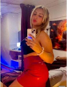 689889664: Chica busca chico en Alicante