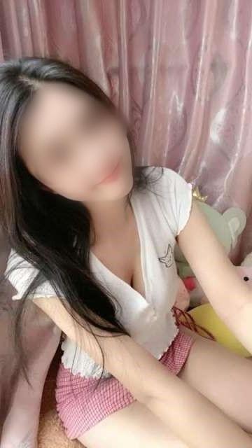 657619008: Chica busca chico en Gerona