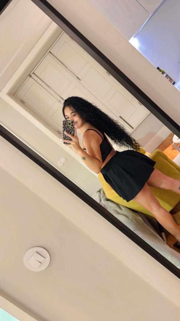 Chica busca chico en Sevilla: 