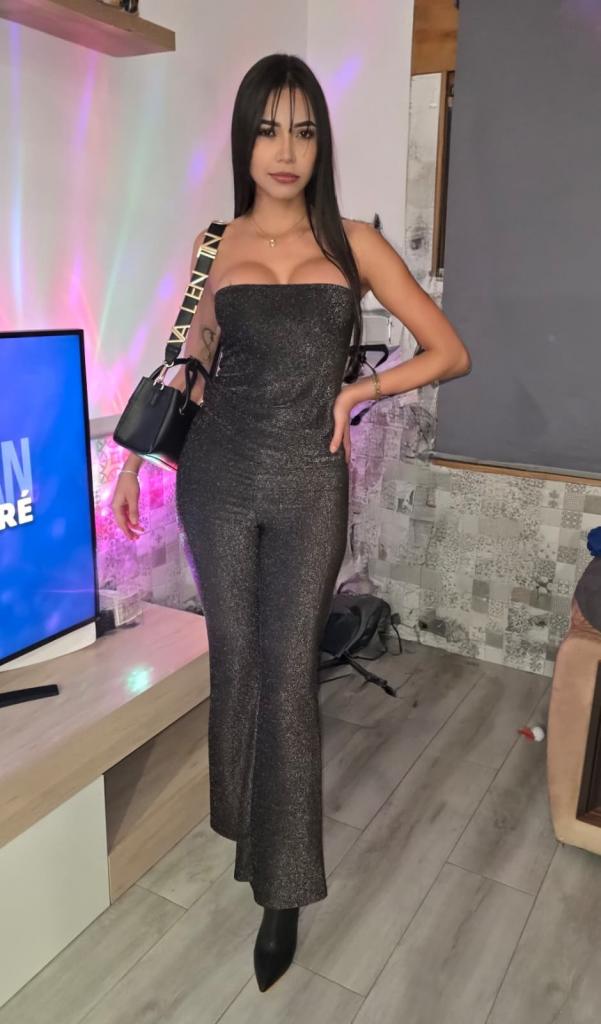 656542276: Chica busca chico en Málaga