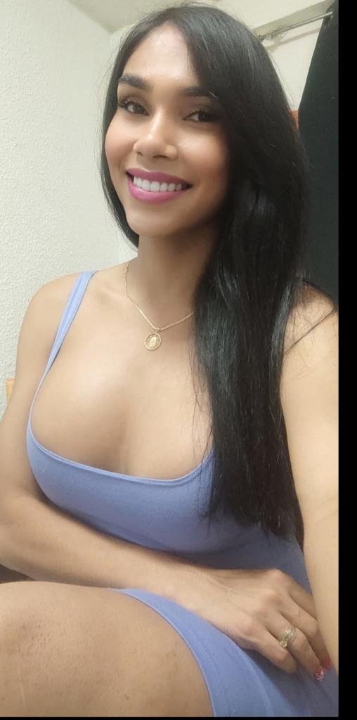 613608769: Travesti en Granada