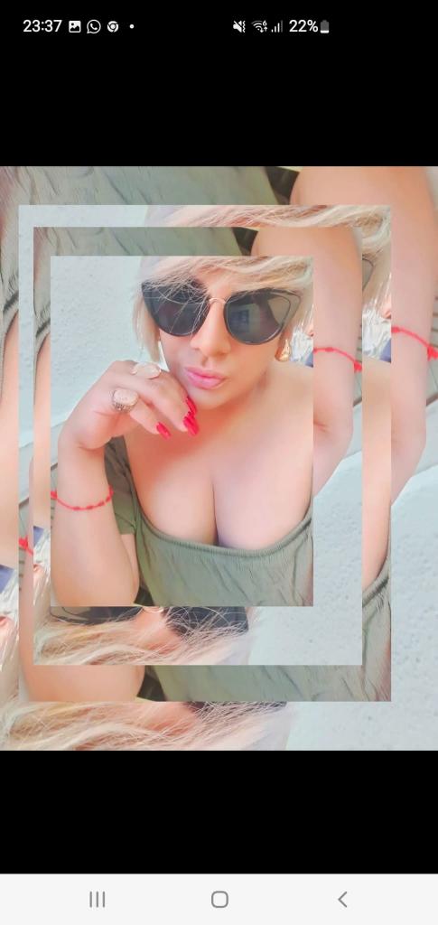 672357040: Chica busca chico en Barcelona