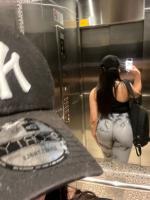 643280460: Chica busca chico en Sevilla