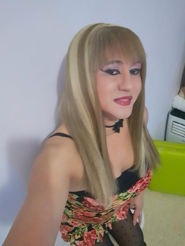 631197552: Travesti en Huelva