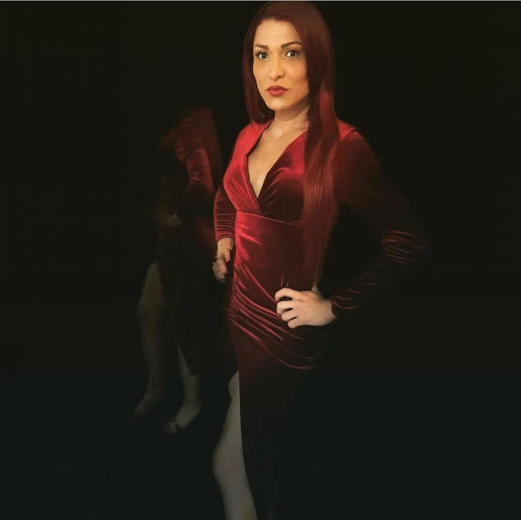 637023098: Travesti en León