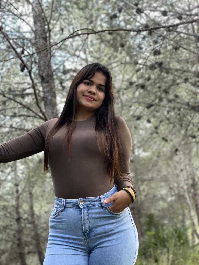 Chica busca chico en Tarragona: Chica busca chico