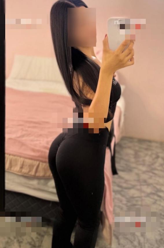 Chica busca chico en Almería: Chica busca chico