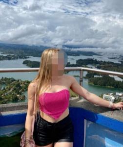 Chica busca chico en Huelva: 