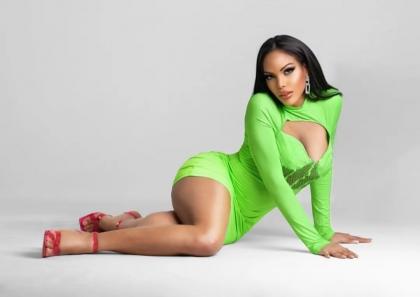 613854069: Travesti en Asturias