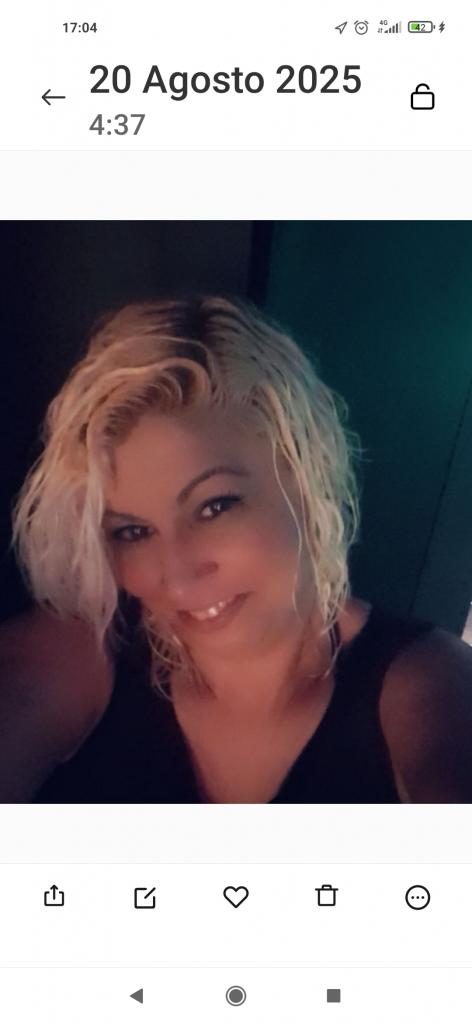 Chica busca chico en Almería: 