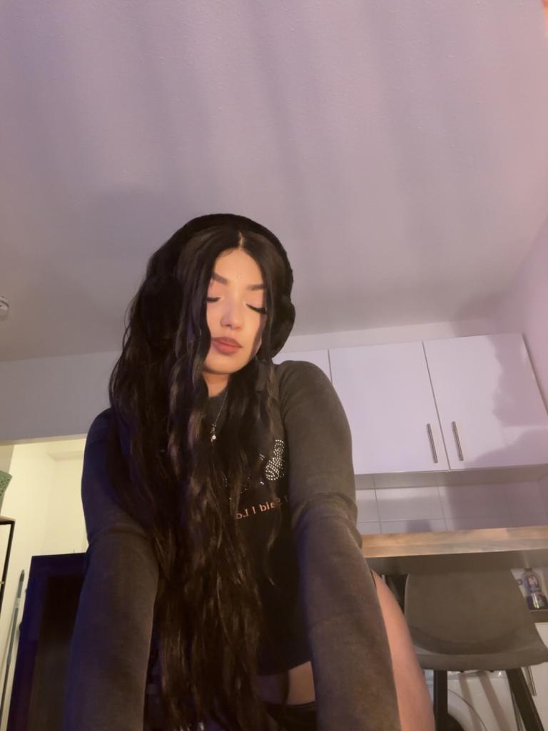 613434096: Chica busca chico en Mallorca