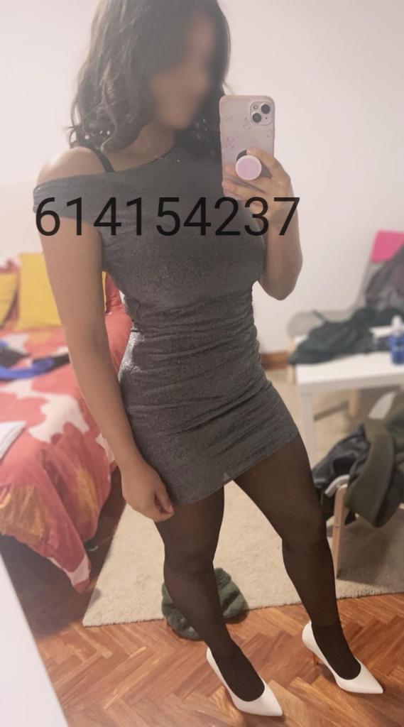 614154237: Chica busca chico en La Coruña