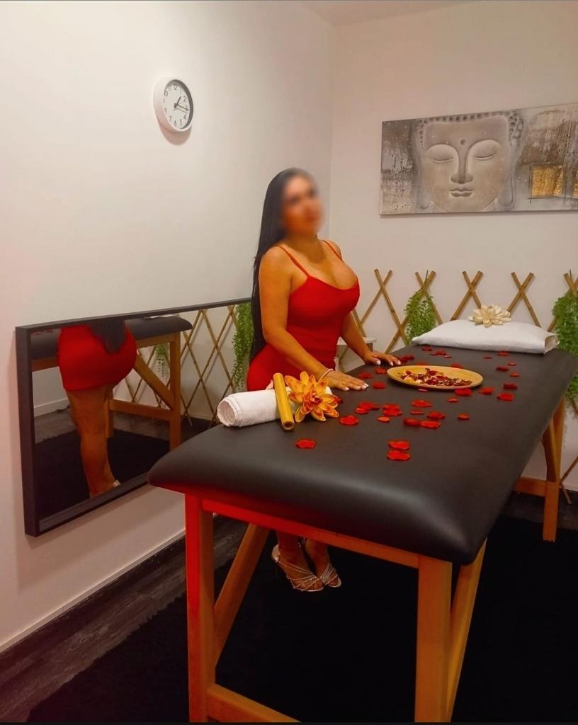 Chica busca chico en Barcelona: 