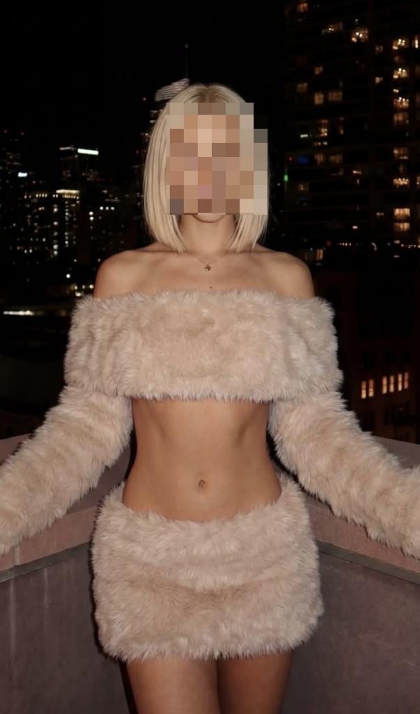 Chica busca chico en Cádiz: 