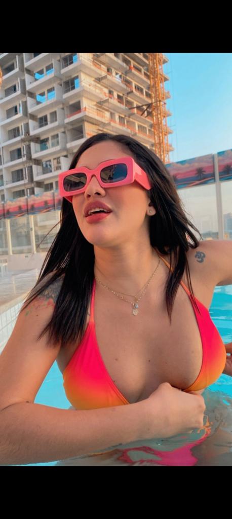 Chica busca chico en La Coruña: 