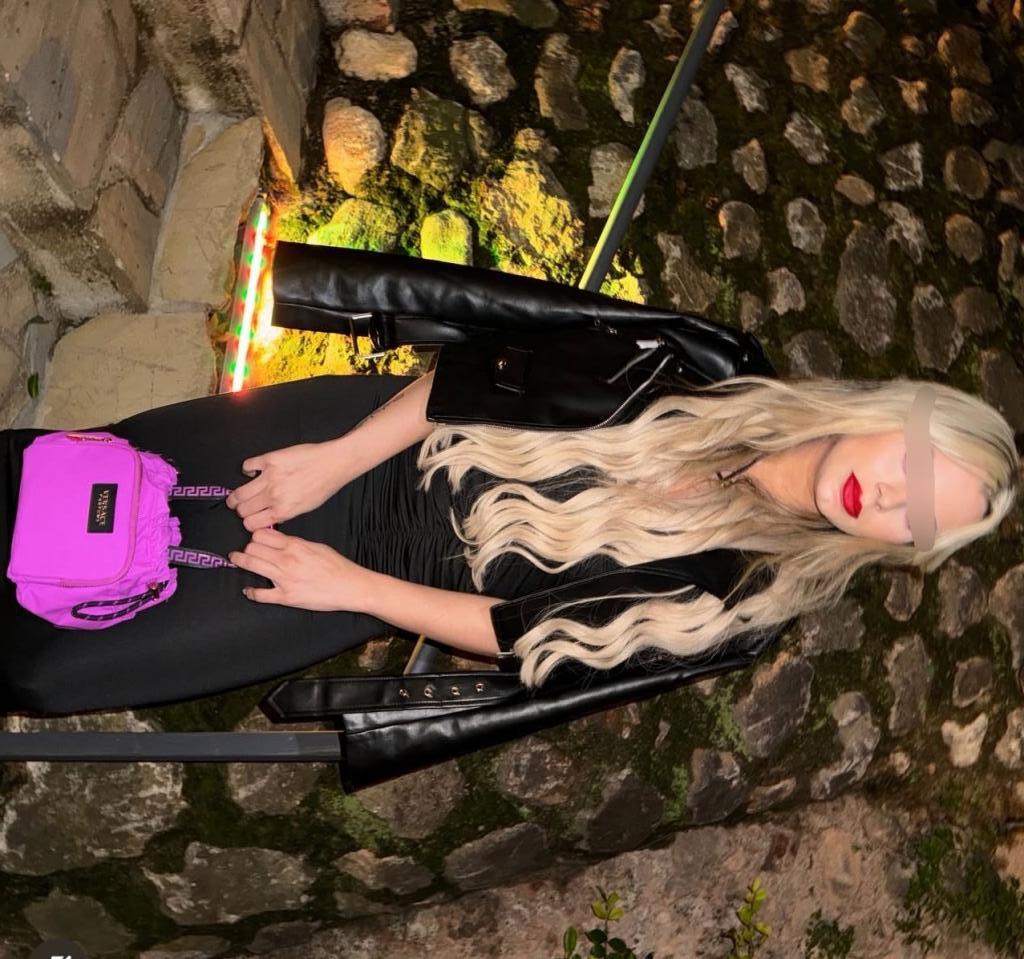 Chica busca chico en Cádiz: 