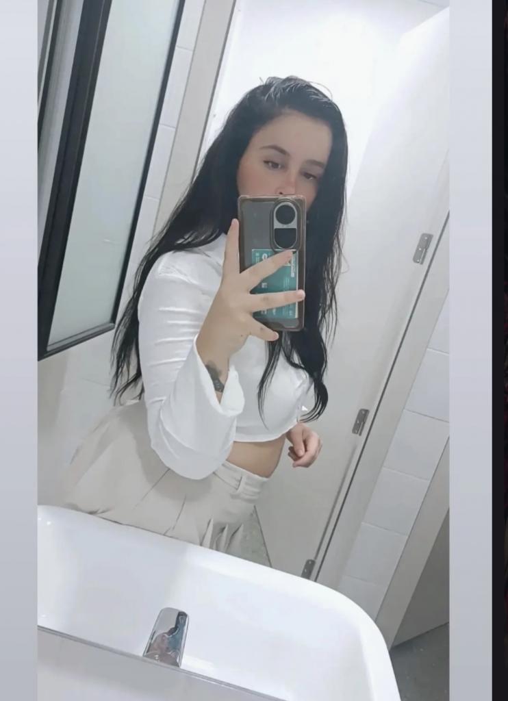 Chica busca chico en Barcelona: 